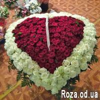 Сердце из 350 роз - Фото 1