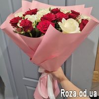 Букет из 21 красной и белой розы - Фото 1