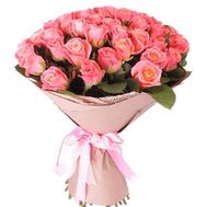 39 персиковых роз