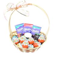 Корзина с шоколадом Milka и Kinder