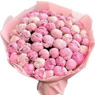 45 розовых пионов
