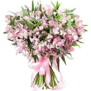 What flowers to give a girl on the first date