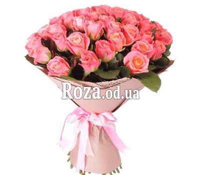 39 персиковых роз