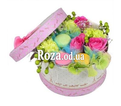 Flowers with Makarun