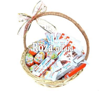 Подарочная корзина Kinder