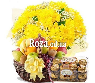Букет хризантем, фрукти, Ferrero