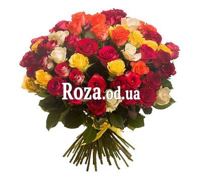 Букет из 45 разноцветных роз