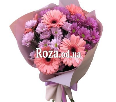 Букет из хризантем и гербер