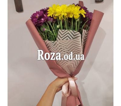 5 хризантем в букете 1