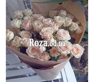 Bouquet of 13 spray roses 1