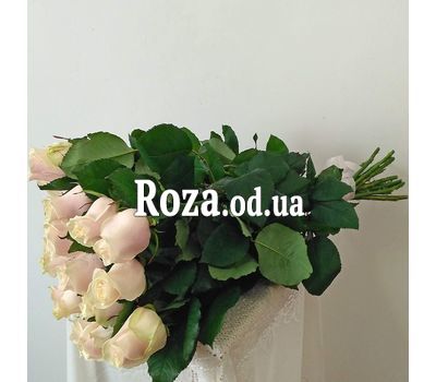 Букет із 23 троянд 3