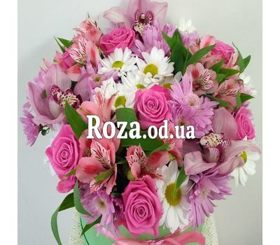 Flowers in a hat box 6