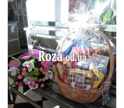 Basket of sweets 1