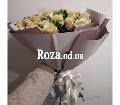 Кремовые розы 6