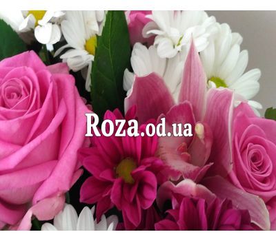 Flowers in a hat box 11