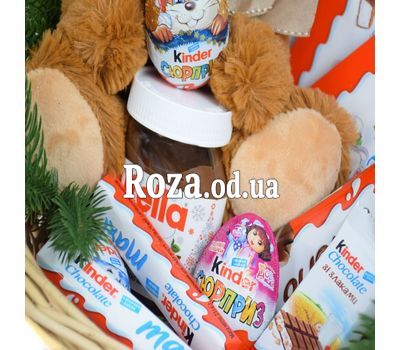Новогодняя корзина сладостей и мягкая игрушка 2