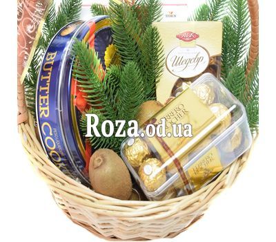 Новогодняя корзина сладостей к чаю 1