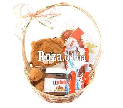 Gift basket with a toy and sweets