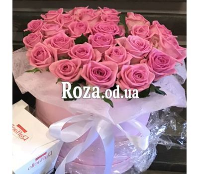 25 роз в коробке 3