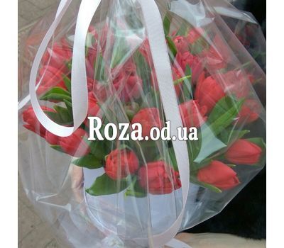 35 красных тюльпанов в коробке 2