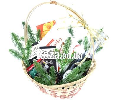 Новогодняя корзина с Martini Asti и сладостями