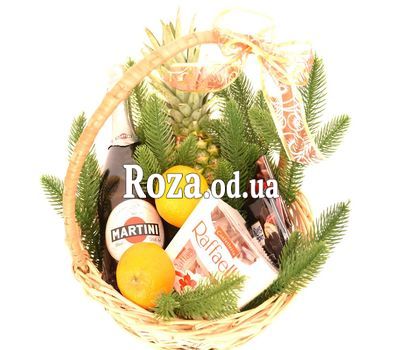 Рождественская корзинка с шампанским