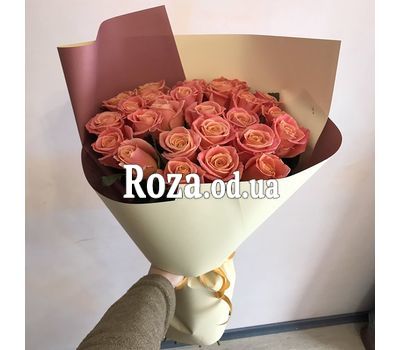 25 peach roses 10