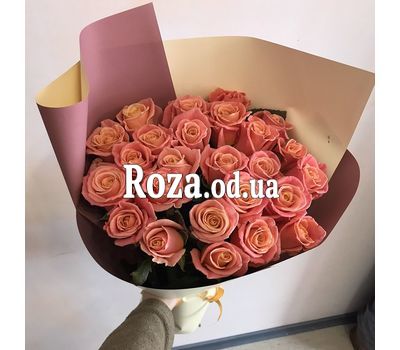 25 peach roses 9