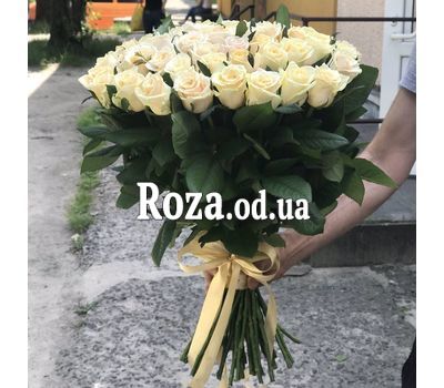 Кремовые розы 8
