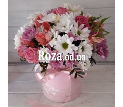 Flowers in a hat box 13