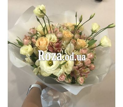 Нежный букет цветов 1