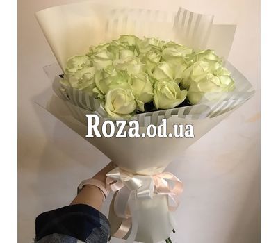 25 white roses in a bouquet - 9