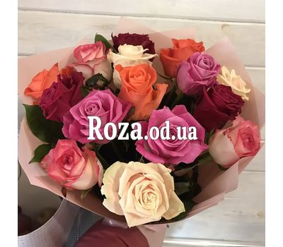 Букет из 15 разноцветных роз 7