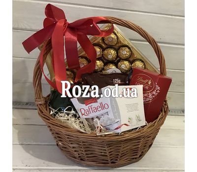 Конфеты и шампанское в корзине 3