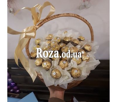 Корзинка с Ferrero Rocher 4