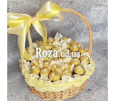 Корзинка с Ferrero Rocher 6