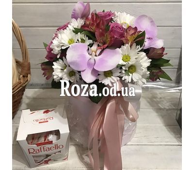 Flowers in a hat box 15