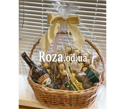 Подарочная корзина с Baileys 1