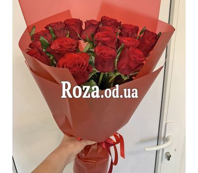 15 красных роз 12
