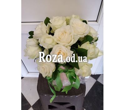 21 роза в коробке 4