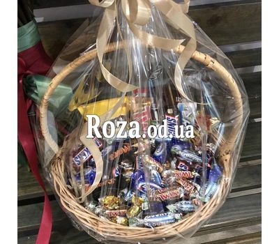 Подарочная корзина сладостей 2