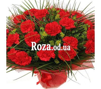 Букет из красных гвоздик