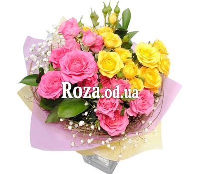 Bouquet of bush roses