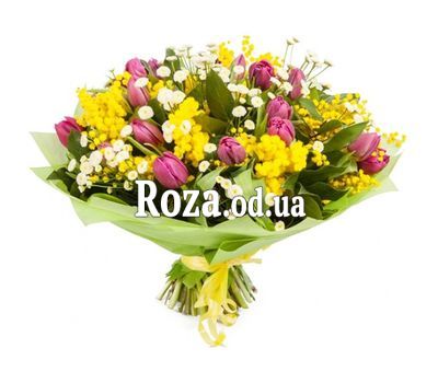 Spring bouquet with mimosa