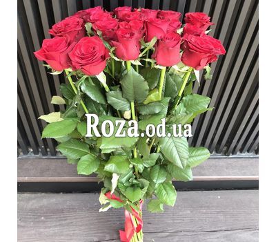 25 импортных роз 7