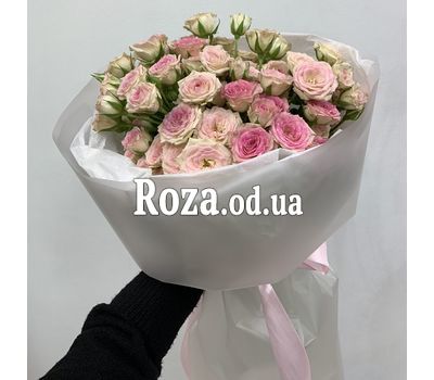 Bouquet of 11 spray roses 2