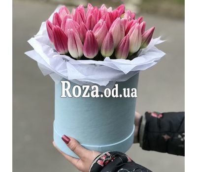 Розовые тюльпаны в коробке 2