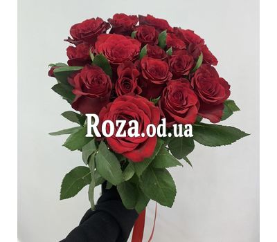 Букет из 17 красных роз 11