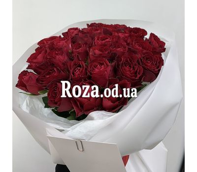 Bouquet of 31 red roses 8
