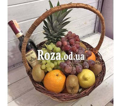 Корзина с фруктами и вином 2